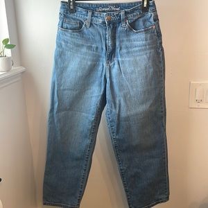 Universal Thread highest rise straight crop